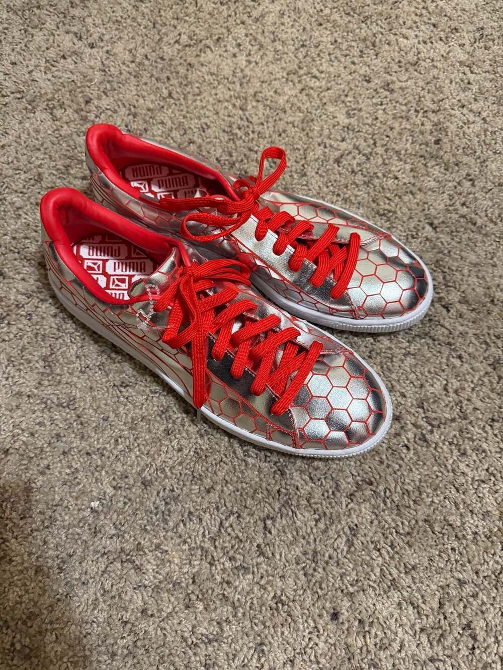 Puma Classic Silver Metallic Honeycomb Red Lace Up Sneakers Mens Size 10